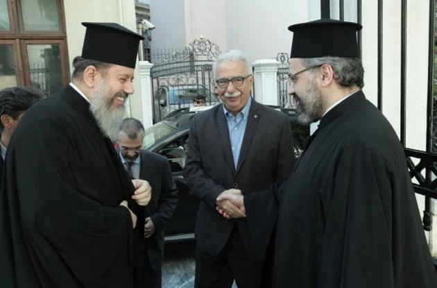 Συνάντηση Γαβρόγλου – κληρικών για τη συμφωνία Τσίπρα – Ιερώνυμου